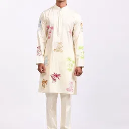Agrajain Ethnic Motifs Embroidered Mandarin Collar Straight Kurta with Pyjamas-image-40