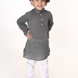 VASTRAMAY Boys Black & White Pure Cotton Kurta with Pyjamas-47