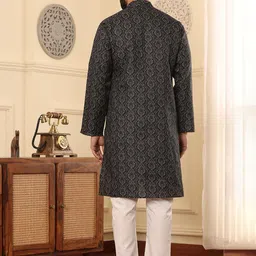 Armaan Ethnic Men Ethnic Motifs Printed Regular Kurta with Pyjamas image 5