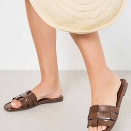 Women Interlocked Strap Slip-On Flat Sandals-image-65