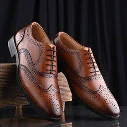 Men Perforated Lace-Up Brogues-4
