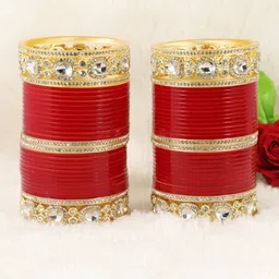 LAVAZZA Set Of 64 Gold-Plated Crystals-Studded Chuda Set-7
