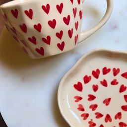 WEAVING HOMES Red & White 2 Pcs Printed Microwave Safe Ceramic Glossy Plates & Mugs image 2