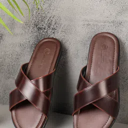BEAVER Men Cross Strap Open Toe Leather Comfort Sandals-image-24