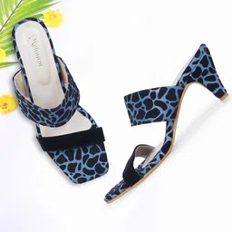 MEHNAM Printed Block Sandals-6