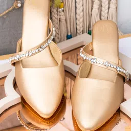 NR By Nidhi Rathi Gold-Toned Embellished Leather Party Block Sandals-33
