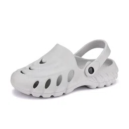 BERSACHE Men Self-Design Clogs image 3