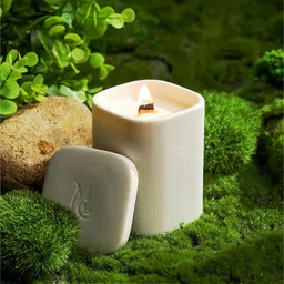 UMAI White Scented Jar Candle-88