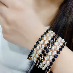 The Pari Set Of 6 Gold-Plated AD-Studded Bangles image 3