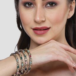 KARATCART Set Of 4 Gold-Plated Stone Studded Bangles image 5