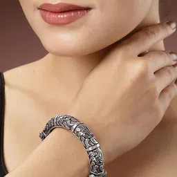 NVR Women Silver-Toned German Silver Oxidised Kada Bangle-34