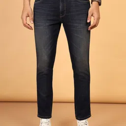 Wrangler Men Slim Fit Clean Look Light Fade Stretchable Jeans-image-74