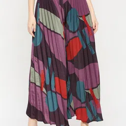 Cloth Haus India Women Abstract Printed Accordion Pleated Relaxed-Fit Lounge Pants-picture-10