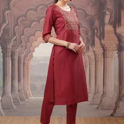 Vishudh Floral Yoke Design Regular Thread Work Kurta with Trousers & With Dupatta image 3