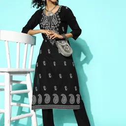 Sangria Round Neck Embroidered Straight Kurta With Trouser Set-image-66