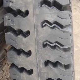 Tyre 1000.20 18play 4 Wheeler Tyre-image-12
