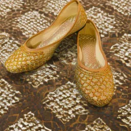 Golden Ethnic Jutti for Women Elegant Handcrafted Lace Design Bellies For Women-image-14