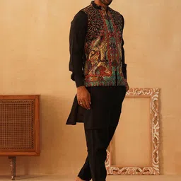 Jompers Men Paisley Printed Regular Velvet Kurta with Churidar-picture-18
