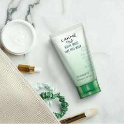 Lakme 9to5 Matte Moist Clay Face Wash for Refreshed Matte Looking Skin - 100g-picture-32