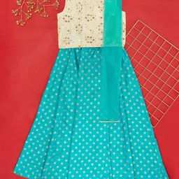 YU by Pantaloons Girls Printed Ready to Wear Lehenga & Blouse With Dupatta-image-77
