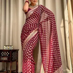 Rujave Ethnic Motifs Woven Design Zari Kanjeevaram Saree-image-28