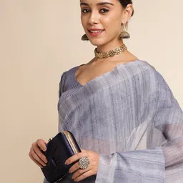 DOI MOI Striped Ikat Saree-31