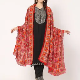 Moda Chales Phulkari Embroidered Dupatta-image-34