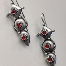 EL REGALO Oxidised Contemporary Ear Cuff Earrings-30