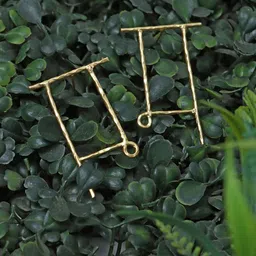 Ozanoo Gold-Plated Contemporary Drop Earrings-22