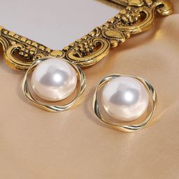 SOHI Gold-Plated Pearl Studded Circular Studs Earrings-17