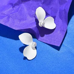 SOHI White Contemporary Studs Earrings-51