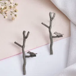 DASTOOR Silver-Plated Oxidised Contemporary Drop Earrings-51