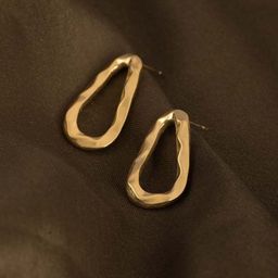 PALMONAS Gold-Plated Teardrop Shaped Studs Earrings-image-15