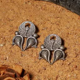 VENI Silver Plated Classic Oxidised Drop Earrings-10