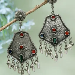 Moedbuille Silver-Plated Pearls Beaded Contemporary Drop Earrings-29