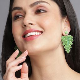SOHI Gold Plated Leaf Shaped Drop Earrings-13