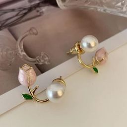 EL REGALO Gold-Plated Contemporary Studs Earrings-14