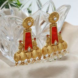 Ozanoo Gold-Plated Contemporary Drop Earrings-27