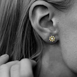Comet Busters Pack of 2 Non Piercing Self Adhesive Stick Ons Stud Earrings image 4