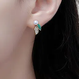 VAGHBHATT Leaf Shaped Gold-Plated Studs Earrings image 5