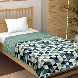 CHICERY Green & White Geometric 210 GSM Pure Cotton AC Room Single Bed Dohar-5