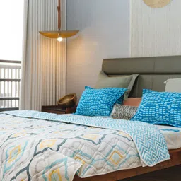 URBAN SPACE Geometric Print AC Room 300 GSM Reversible Double Bed Blanket-image-53