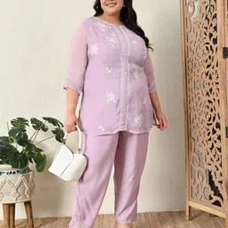 PrettyPlus by Desinoor.com Embroidered Three Quarter Sleeve Tunic & Trouser Co-Ords image 1