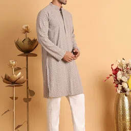 Jompers Men Embroidered Regular Sequinned Kurta with Pyjamas image 5