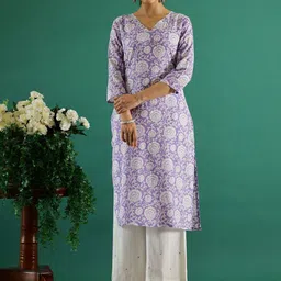 Sangria Lavender & White Floral Printed V-Neck Cotton Straight Kurtas-picture-42