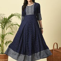 GLOWWORLD Floral Printed Thread Work Anarkali Kurta-image-10
