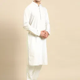 TheEthnic.Co Mandarin Collar Long Sleeves Thread Work Kurta-image-59
