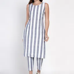 FABNEST Women Blue Striped Mirror Work Handloom Kurta-image-16