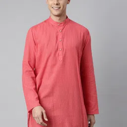 TATTVA Men Fuchsia Thread Work Kurta-3