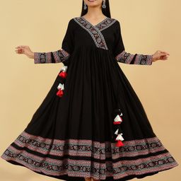 kipek Women Black Solid Flared Ethnic Maxi Dress-image-11
